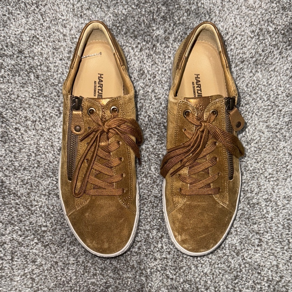 Hartjes Brown Suede Sneakers